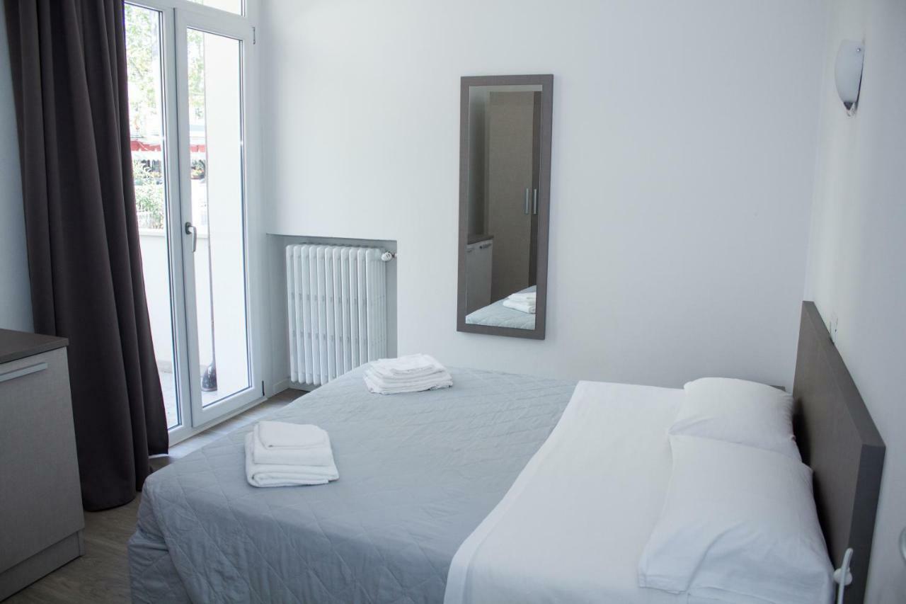 Hotel Stella Polare Rimini Exterior photo